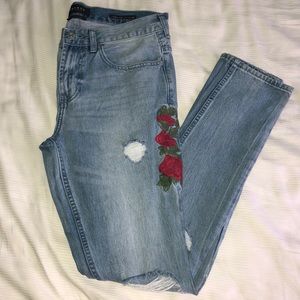 Men’s pacsun flower embroidered jeans